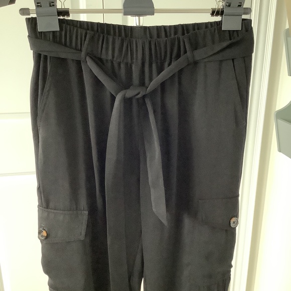 Black cargo pants - Picture 2 of 5